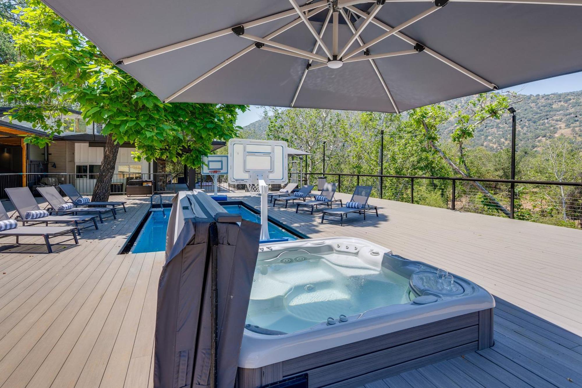 Updated Three Rivers Vacation Rental With Gas Grill エクステリア 写真