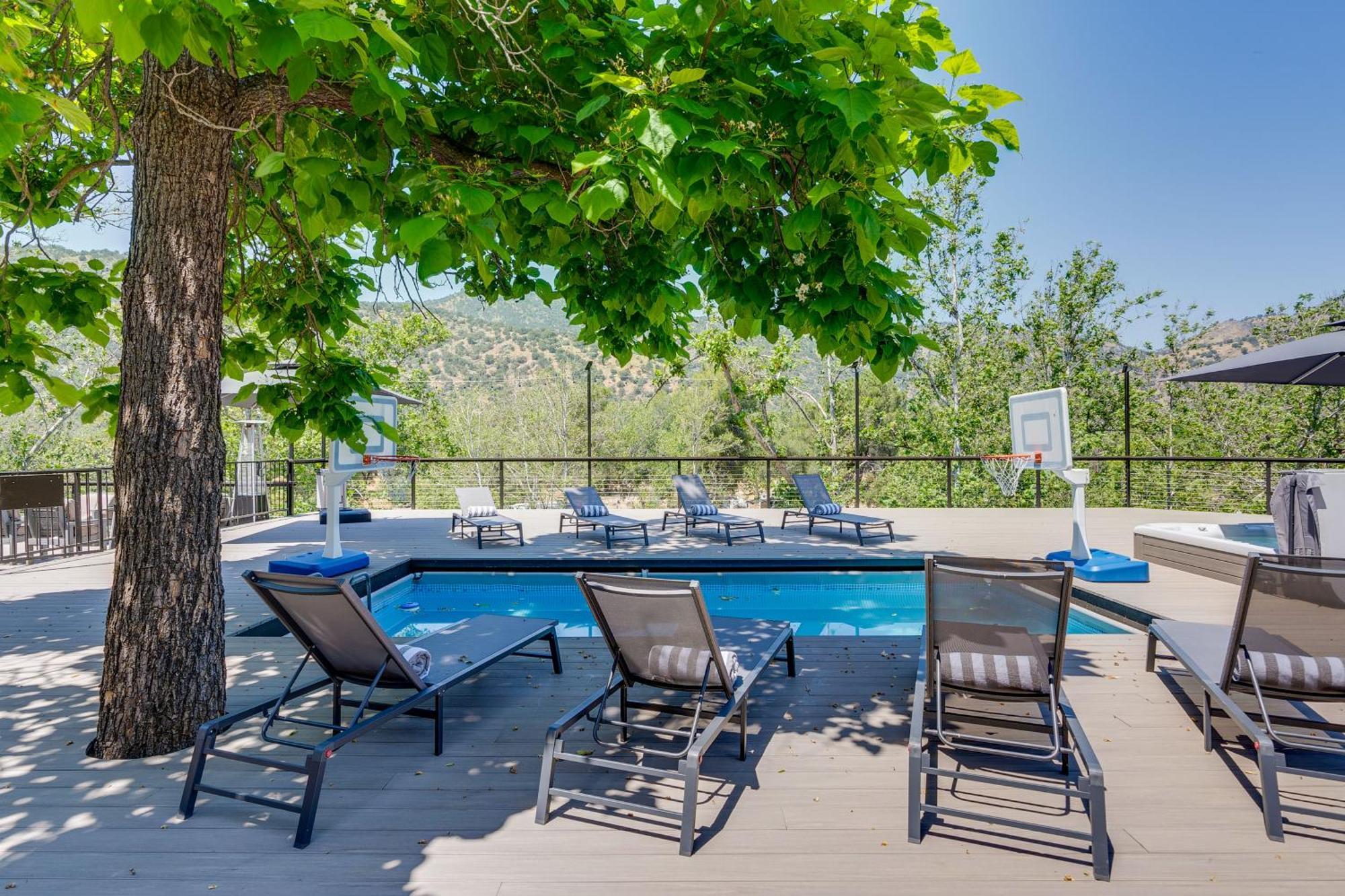 Updated Three Rivers Vacation Rental With Gas Grill エクステリア 写真